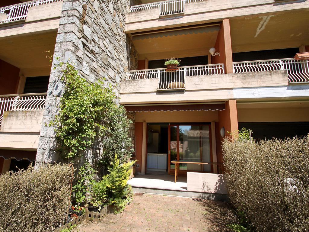 Apartment Hermitage-5 By Interhome Porto Valtravaglia Rum bild